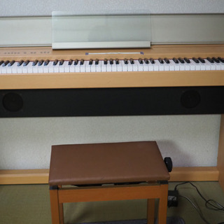  ROLAND F-100 デジタルピアノ（メイプル調仕上げ）