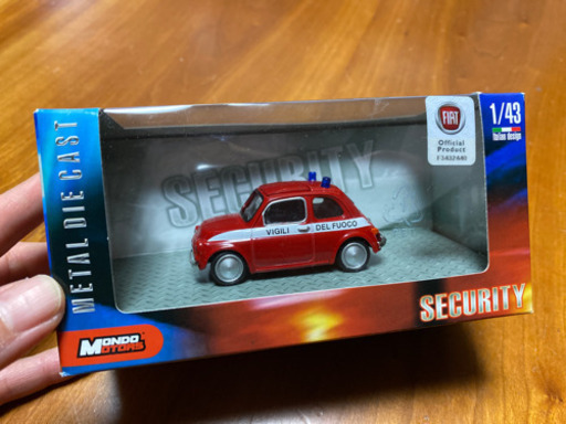 Mondo Motors 消防車 ミニカー 1 43 フィアット 500 ヴィジリ デル フオコ Pon 大阪難波のミニカー の中古あげます 譲ります ジモティーで不用品の処分