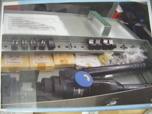 カクタス 手動圧着工具 CT-8 中古品