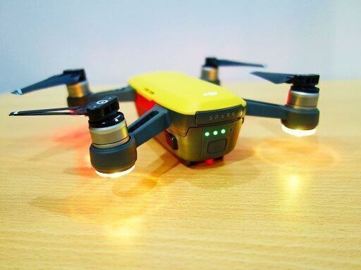 苫小牧バナナ】DJI/ディージェーアイ ミニドローン SPARK Fly More