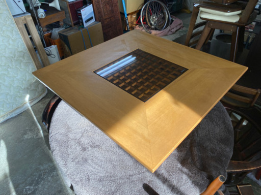 カリモク　リビングテーブル　座卓　ガラス　格子　ナチュラル　正方形