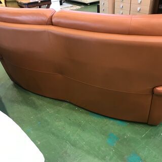 商談中　カリモク　東京インテリア　本革3人掛ハイバックソファ　ZETA