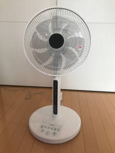 日立　扇風機　HEF-110R  ホワイト