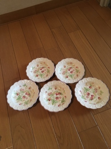 いちご柄 小皿