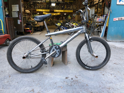 BMX  レッドライン　20インチ　　25,300円（税込）