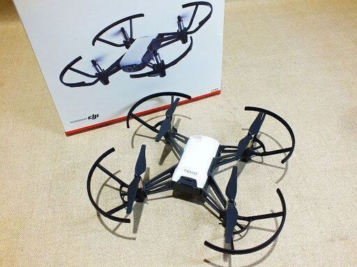 【苫小牧バナナ】DJI RYZE TELLO 小型ドローン カメラ付き TLW004 2本のスマート切替アンテナ搭載 中古 予備パーツあり♪