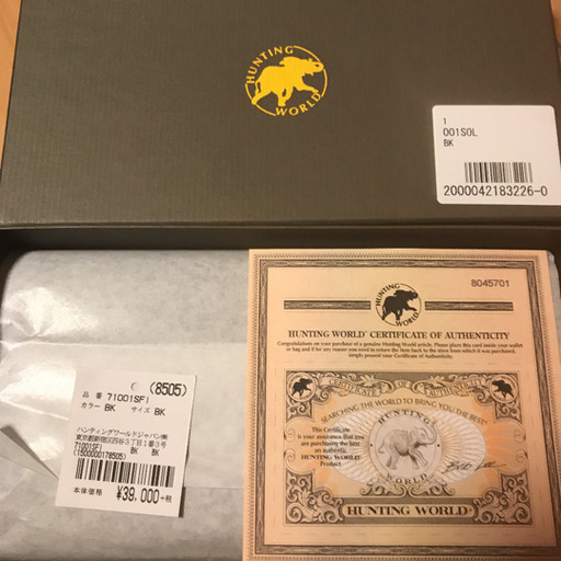ハンティングワールド　ラウンド長財布