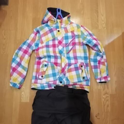 ドバイ土産◇美しいアメシストのブローチ