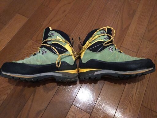 Asoloアゾロ·エルブルース*登山靴*美品*24センチ | live.bmit.com.bd