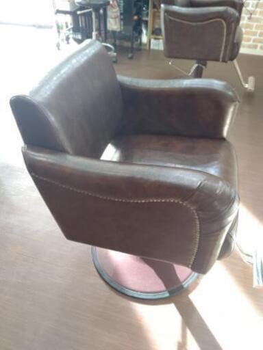 美容室セット椅子2脚　ほぼ新品