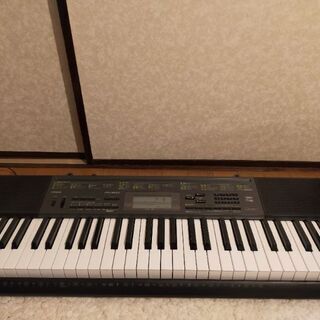カシオ　電子ピアノ　CTK2200
