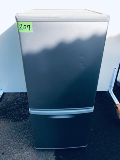 207番 Panasonic✨ノンフロン冷凍冷蔵庫✨NR-B143W-S‼️