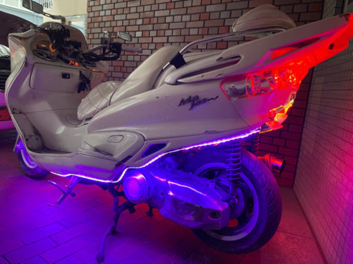 YAMAHA マジェスティー】SG03J フルホワイトカスタム LED付き