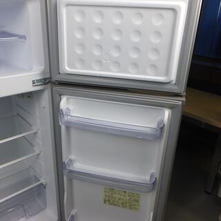 57【3か月保証】☆配送可能☆ シャープ 2015年製 冷蔵庫 118L SHARP