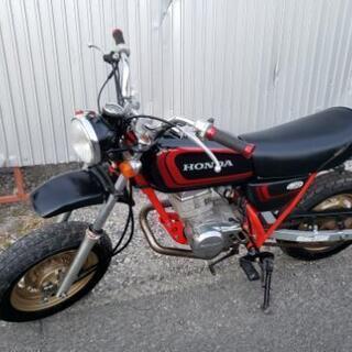 エイプ50　美品　エンジン絶好調　ワンオーナー　希少カラー　赤フレーム エイプ50 美品 エンジン絶好調 ワンオーナー 希少カラー 赤フレーム