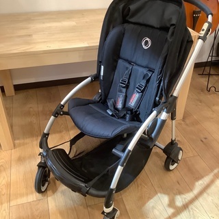 bugaboo (バガブー) ベビーカーbee のご紹介です。