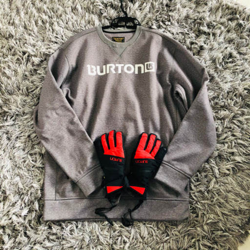 BURTON スノボウエア　トレーナー　8000円