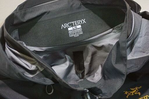 【苫小牧バナナ】美品 ARC’TERYX×BEAMS/アークテリクス BEAMS 40th別注 Theta AR ジャケット サイズL/G ネイビー♪