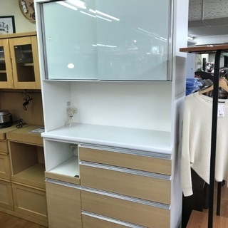 丸仙工業のハイタイプ食器棚！モイス加工×サイレントレール×ネジダボ式 