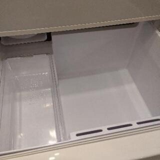 【売約済み】AQUA　アクア　冷蔵庫　AQR-271F　冷蔵庫　冷凍庫　 ナチュラルホワイト 3ドア /右開きタイプ 　272L 2017年製　高年式　美品