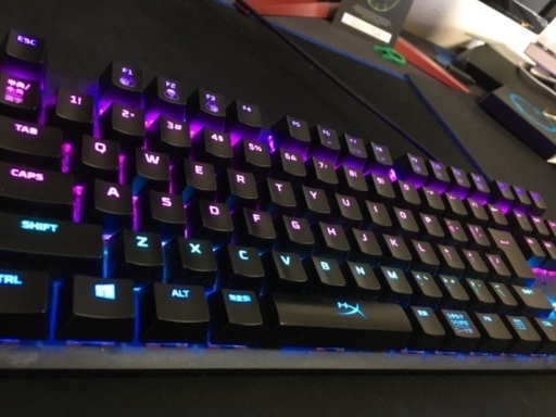 HyperXゲーミングメカニカルキーボードアルミボディ