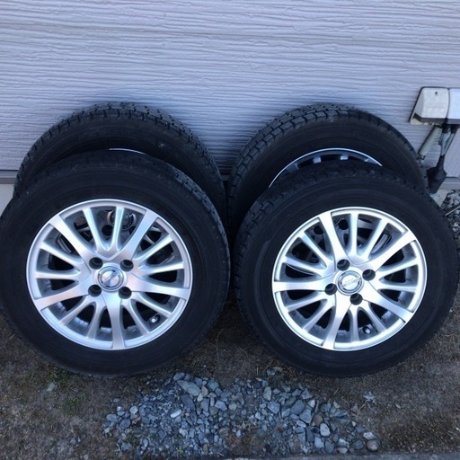 コンパクトカー用アルミ スタッドレスタイヤ タカさん 伊勢崎のタイヤ ホイールの中古あげます 譲ります ジモティーで不用品の処分
