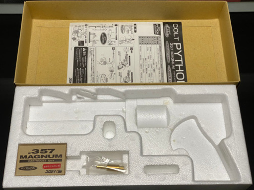 KOKUSAI NEW COLT PYTHON コクサイ／コルト・パイソン4インチ金属製モデルガンの箱