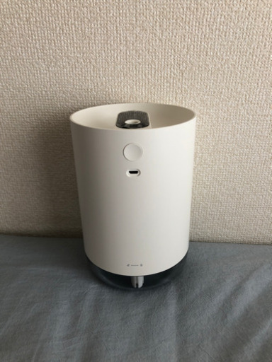 新品卓上加湿器。未使用品。
