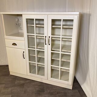 ミドルレンジボード ニトリ 白 収納棚 食器棚 カントリー風 中古品 オトワリバース 宇都宮の収納家具 食器棚 キッチン収納 の中古あげます 譲ります ジモティーで不用品の処分