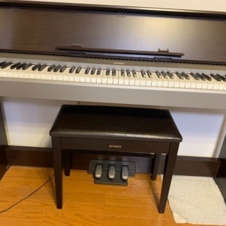 【ネット決済】電子ピアノ　椅子　新品ヘッドホン