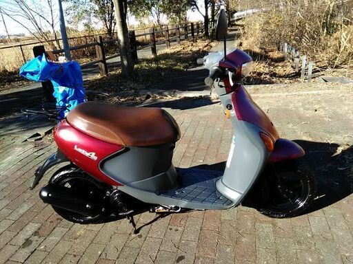 優れたエンジン。 鈴木、レッツ4。 フロントブレーキパッドは新品です