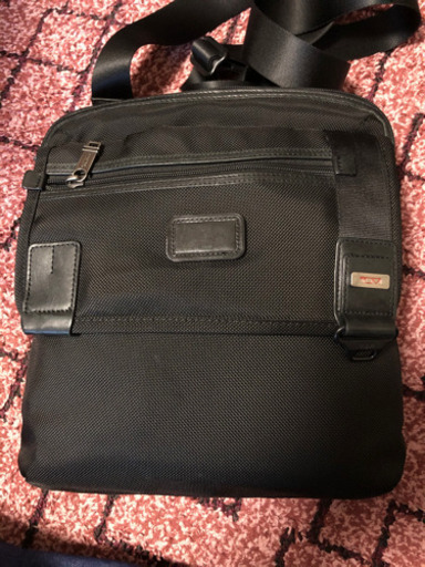 TUMI ショルダーバッグ