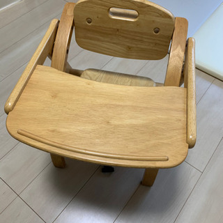 大和屋　子どもの木の椅子　決まりました