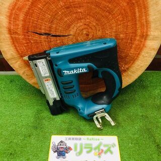 マキタ makita PT350D 充電式ピンタッカ【リライズ野田愛宕店】【店頭取引限定】【中古】【管理番号：ITFJXHHWRA7D】