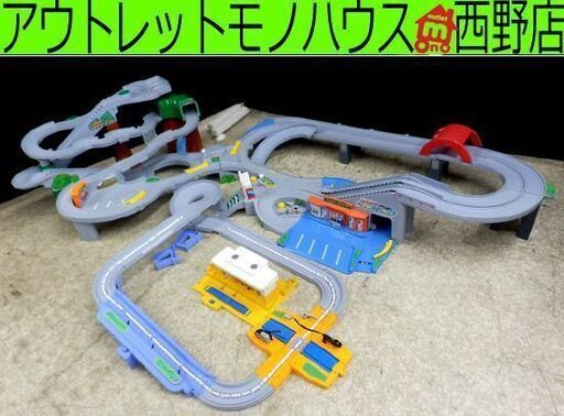 トミカ 3セット やまみちドライブ＆高速道路にぎやかドライブ＆すいすいロード 駅\u0026踏切セット 札幌市西区西野