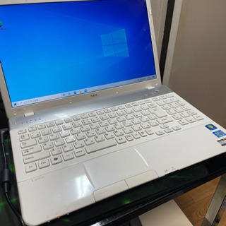NEC ノートパソコン　美品　Lavie ホワイト　本体　HDD...