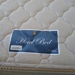 ホテル仕様フランスWベッド➰使用感なし〰️新しい～値下げ💴⤵️