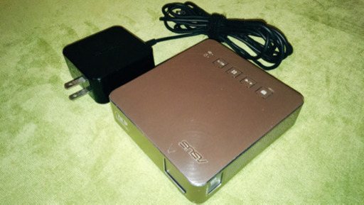 定価約4万 ASUS プロジェクター