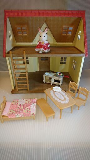 シルバニアファミリーセット(家2軒マイカー家具付き)