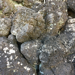 溶岩石
