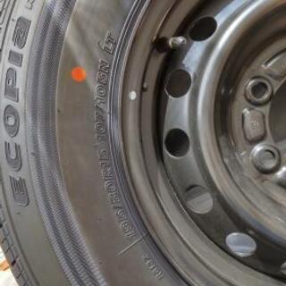 お取引中»ハイエース新車外し純正タイヤホイール4本