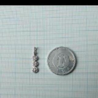 ツツミ新品メレーダイヤK18WGペンダントトップ