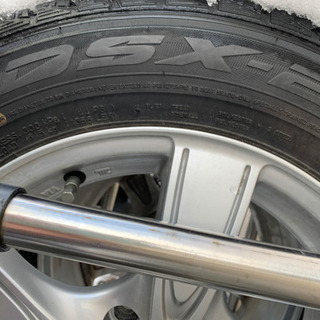 スタッドレスタイヤ (195 65 R 15 )