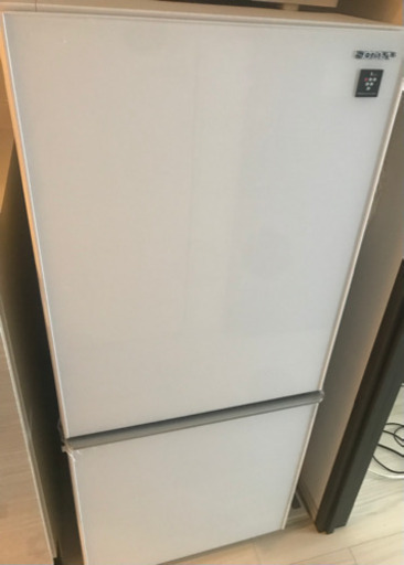2019年製　SHARP プラズマクラスター冷蔵庫137L ほぼ新品