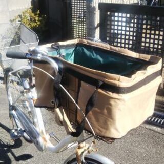 ペット乗せ自転車 カバンは美品です カバンのみでも 小型犬なら2匹は大丈夫 Monaka 池田のその他の中古あげます 譲ります ジモティーで不用品の処分