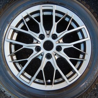 BMW218iアクティブツアラー／グランツアラー用　16インチスタッドレスタイヤ 2シリーズ パーツ情報 BMWアクティブツアラー、グランツアラー