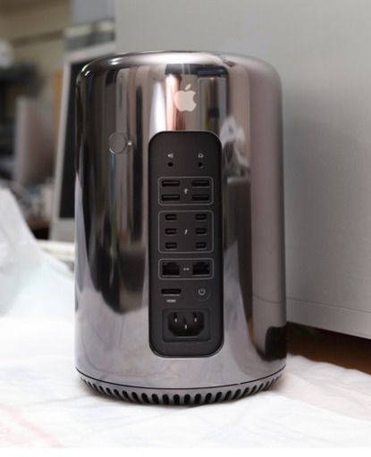 Mac Pro Late 2013 (3.5GHz 6コア/メモリ64GB)-