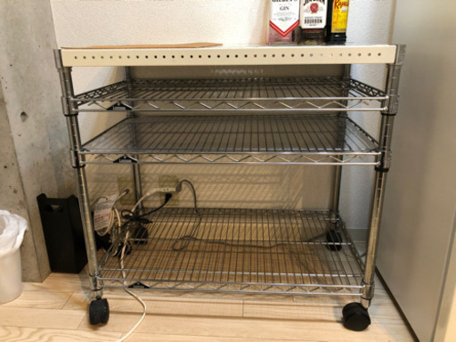 スチールラック　シェルフ