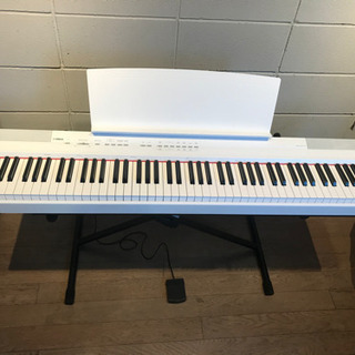 美品】ポータブル電子ピアノ Yamaha P-105WH 折畳みスタンド、ソフト