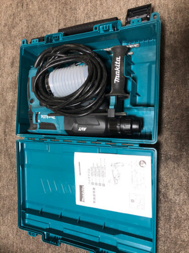 マキタ ハンマドリル 穴あけ能力26ｍｍ（SDSプラスシャンク）低振動機構 ＜HR2601F＞